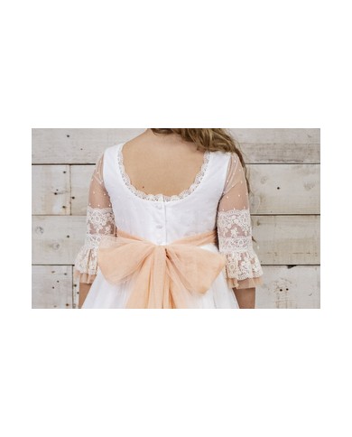 COMUNIÓN LARISA COMUNIÓN LARISA