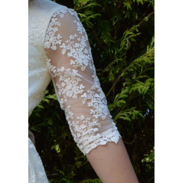 VESTIDO VUELO COLA VESTIDO VUELO COLA